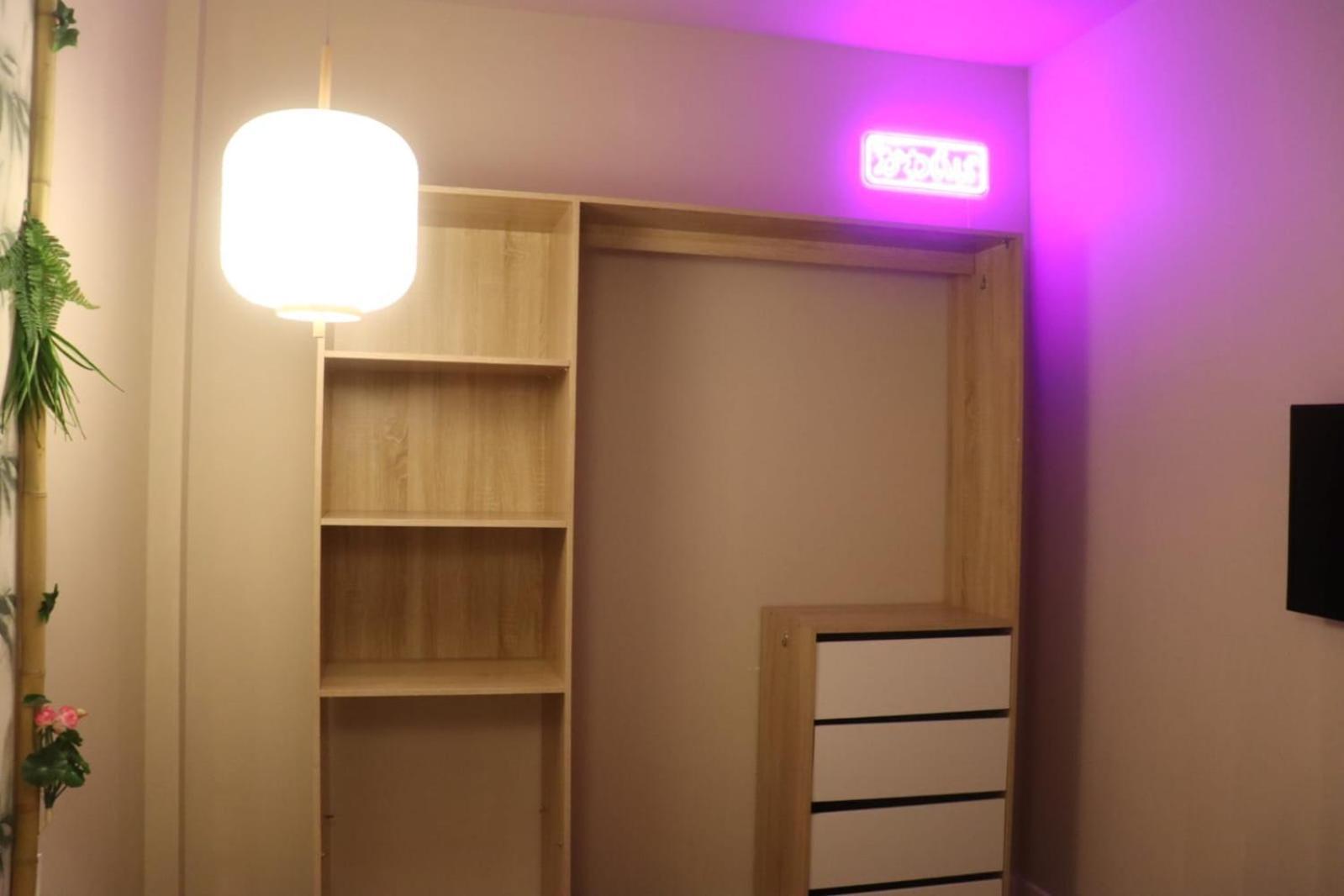 Loveroom Japon Avec Balneotherapie Toulon Eksteriør bilde