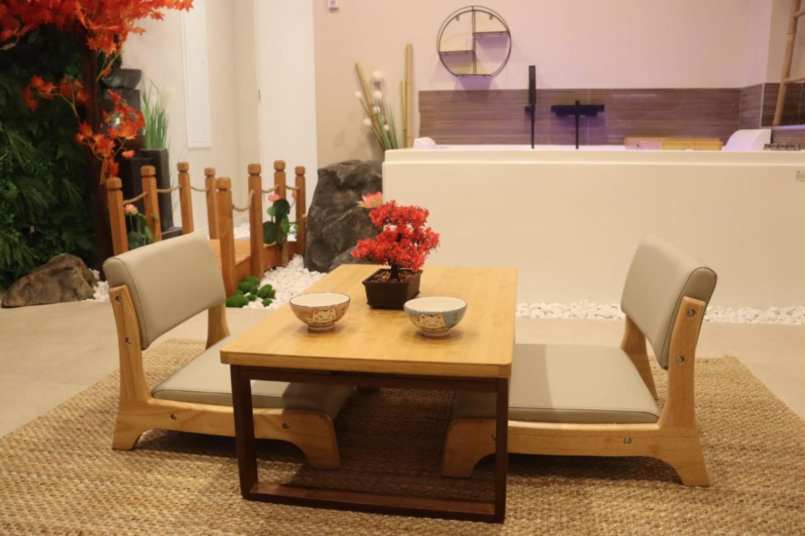 Loveroom Japon Avec Balneotherapie Toulon Eksteriør bilde