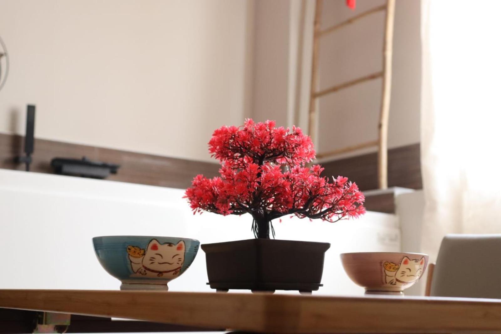 Loveroom Japon Avec Balneotherapie Toulon Eksteriør bilde
