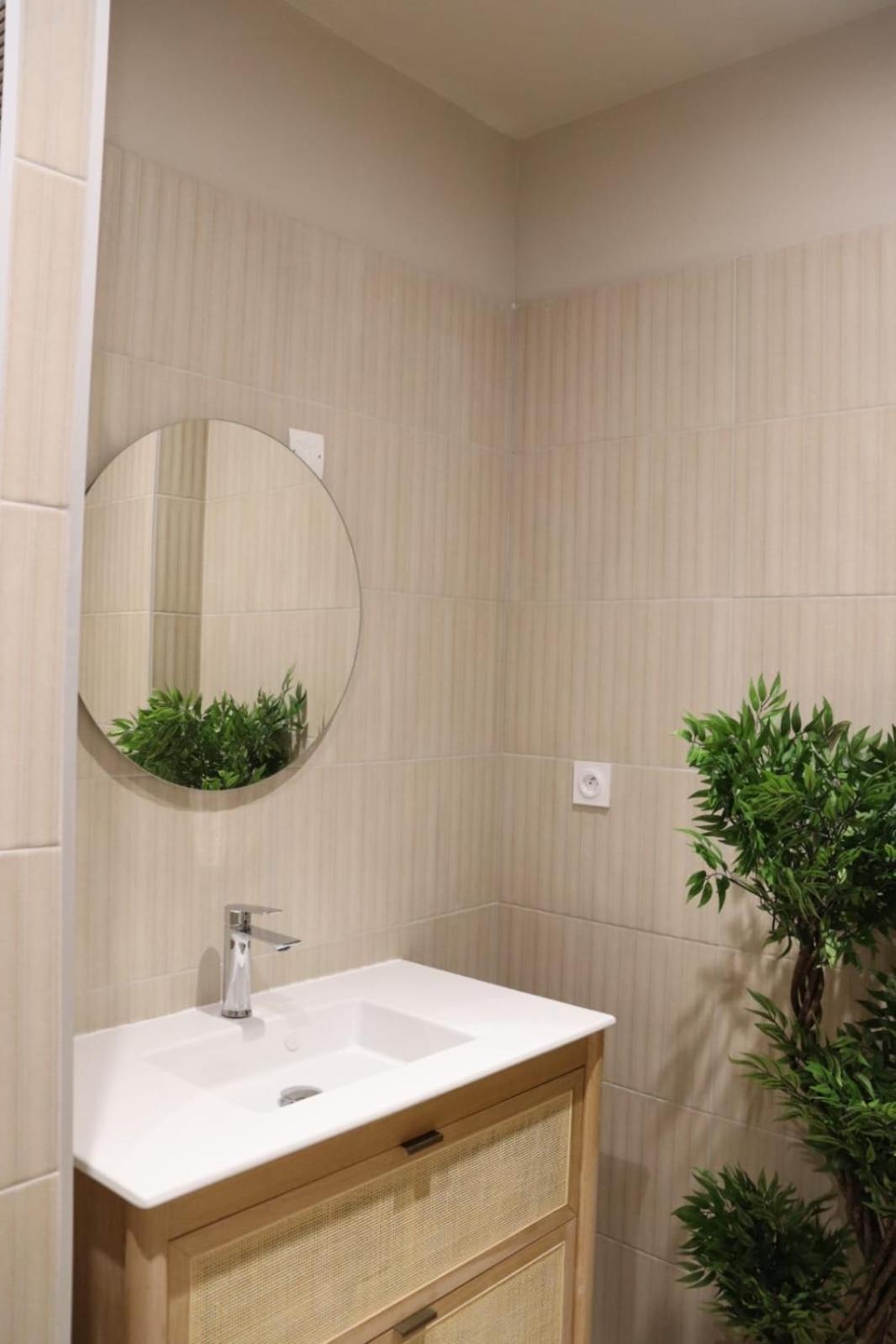 Loveroom Japon Avec Balneotherapie Toulon Eksteriør bilde