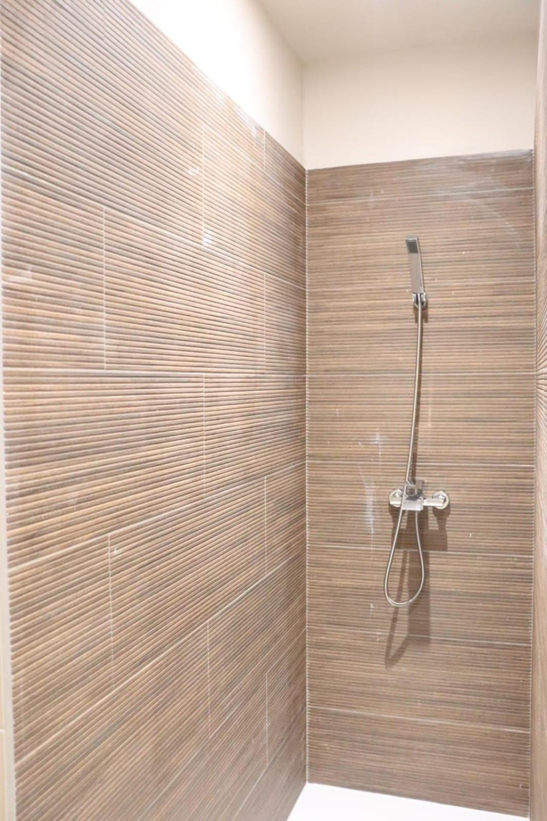 Loveroom Japon Avec Balneotherapie Toulon Eksteriør bilde